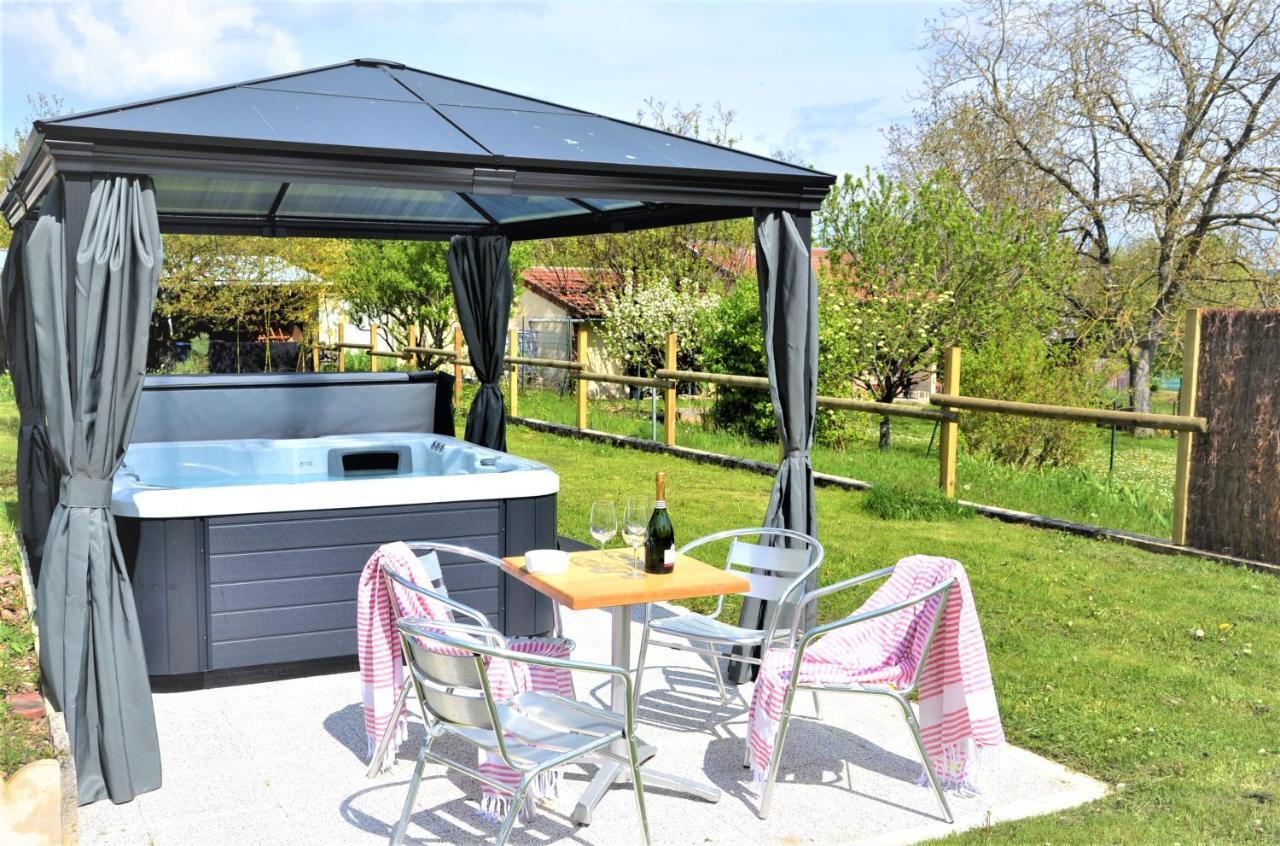 Le Cemarose: Spa, Jardin, Terrasse Et Jolie Vue Au Coeur D'Épernay Kültér fotó